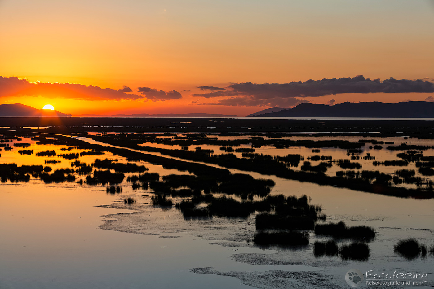 Sonnenaufgang über dem Titicacasee