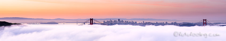 Golden Gate Bridge im Nebel, San Francisco, Kalifornien, Amerika