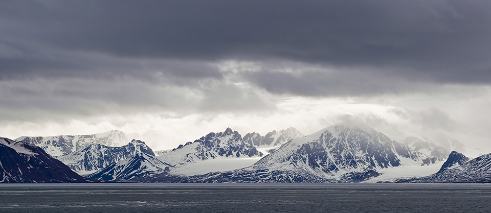 Berge und Gletscher, Spitzbergen (Svalbard), Arktis, Norwegen