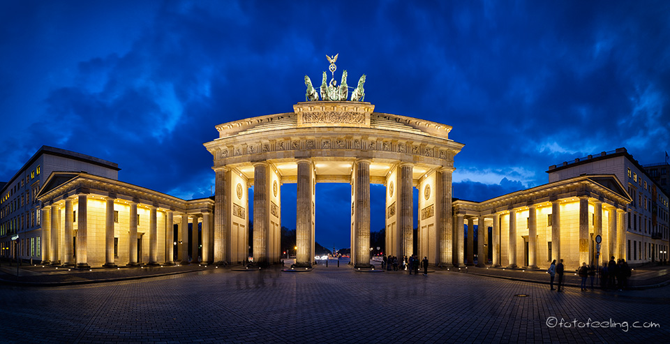 Brandenburger Tor in Berlin zur Blauen Stunde