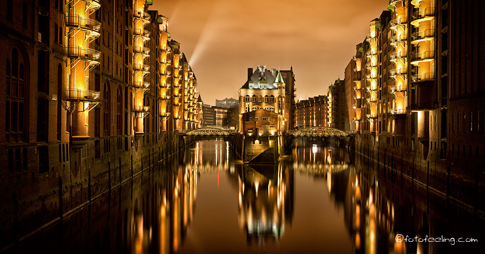 Speicherstadt Hamburg bei Nacht