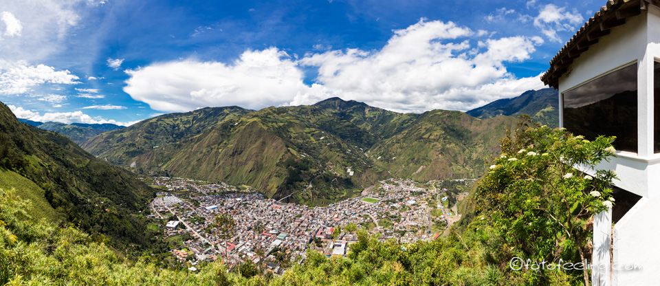 Baos de Agua Santa (deutsch: Bder des heiligen Wassers), Ecuador