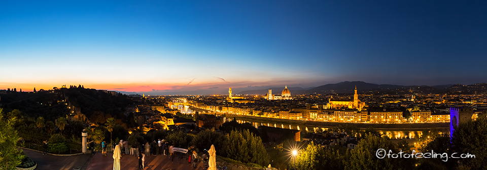 Forte Belvedere, Santa Croce, Ponte Vecchio, Palazzo Vecchio, Kathedrale Santa Maria del Fiore und Franziskanerkirche Santa Croce, Piazzale Michelangelo, Florenz, Italien